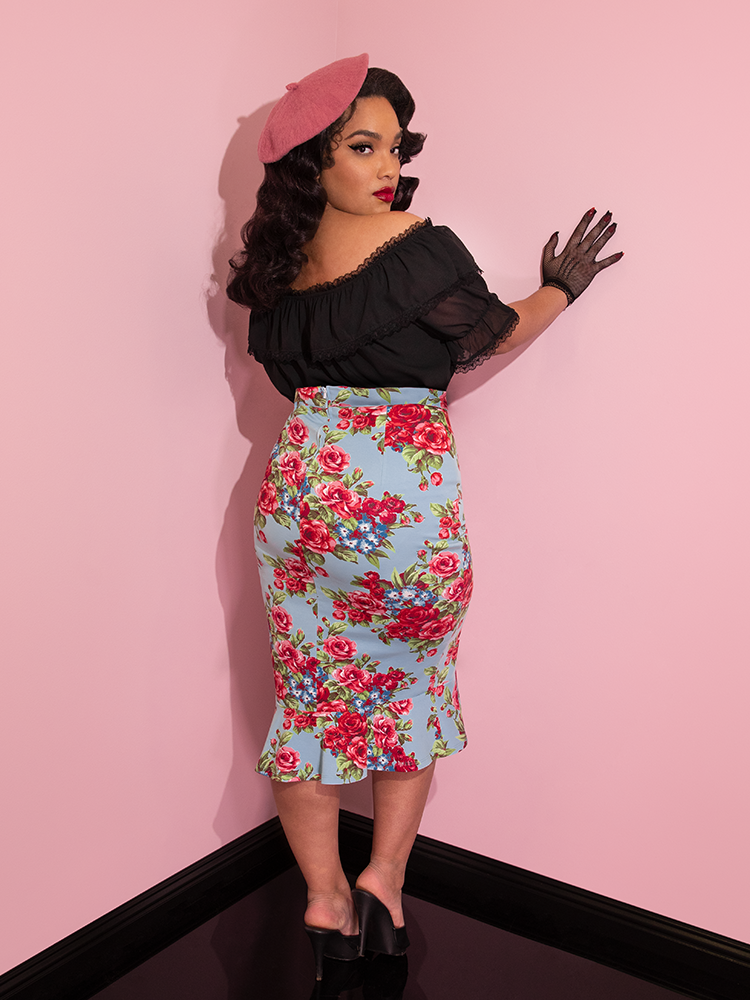 Pink rose print pencil deals skirt