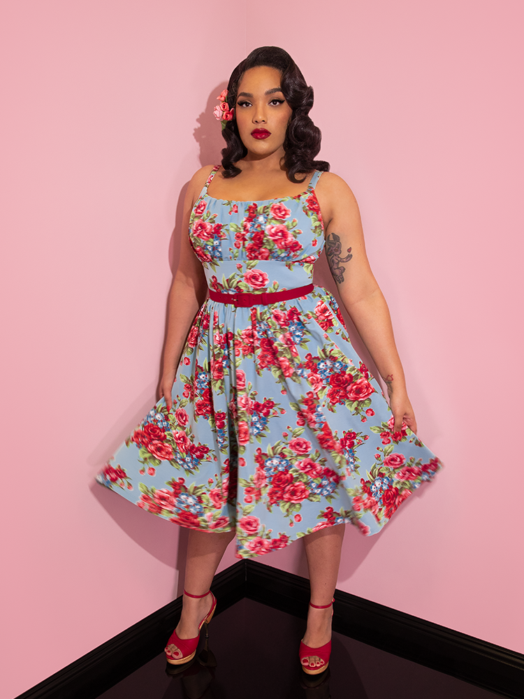 Ingenue Dress in Vintage Blue and Red Rose Print (XS ONLY)