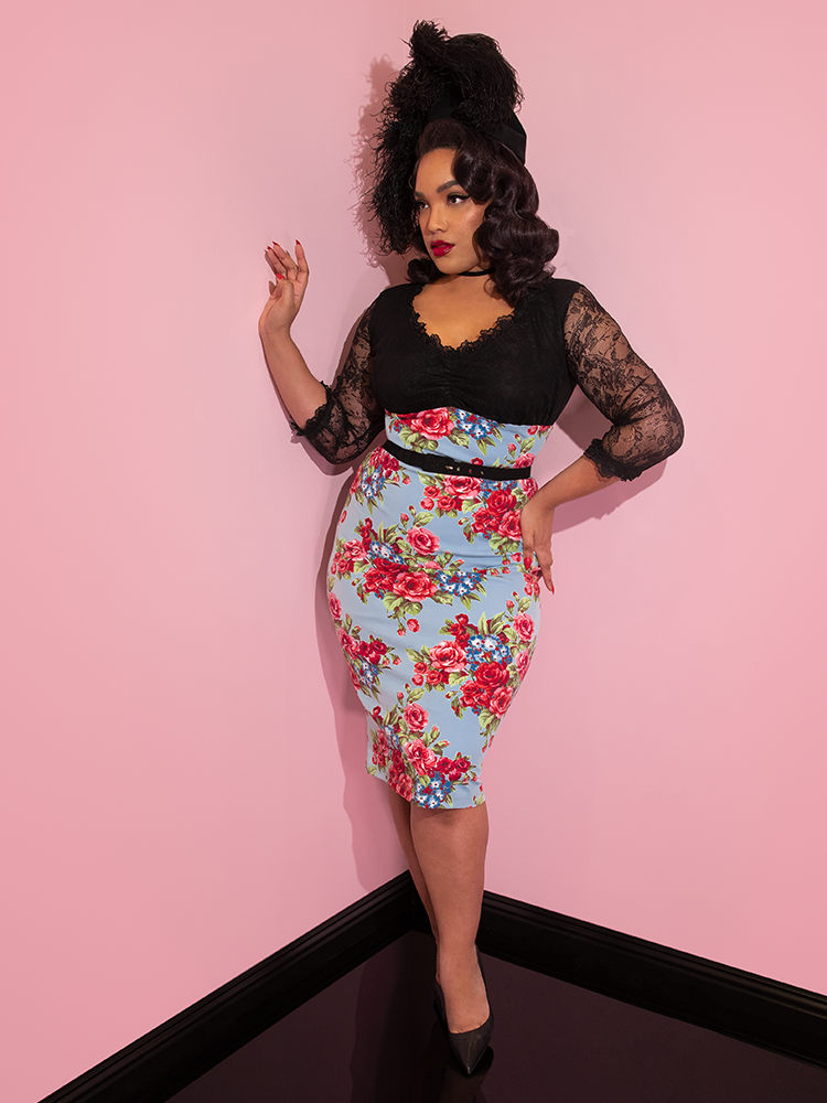 Romantique Wiggle Dress in Vintage Blue and Red Rose Print