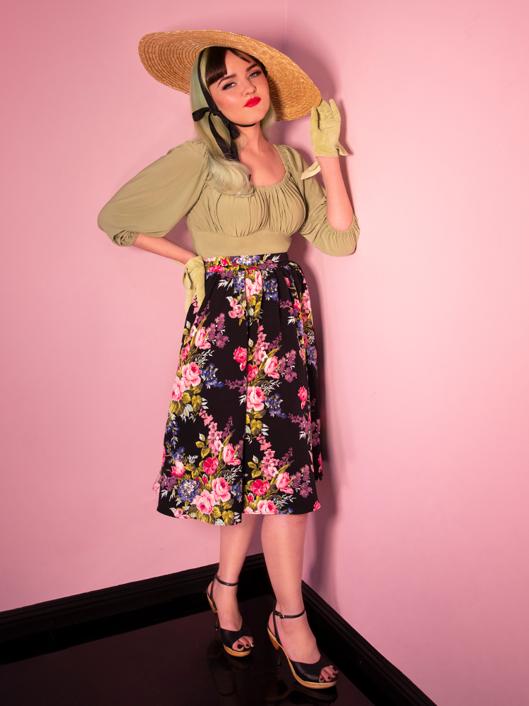 Floral vacation skirt hotsell